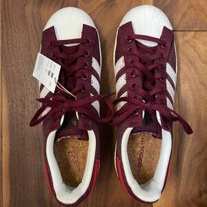 Adidas sneakers sz 42 US 11